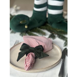 Zestaw 4 serwetek w czerwone paski 